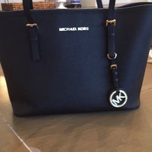 Michael Kors Jet Set tote